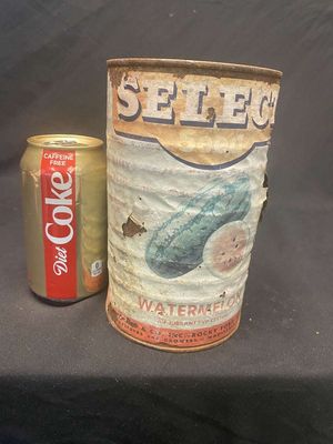Antique Watermelon Can
Keywords: Black Americana;Antique;Collectable;Tin Can;eldred;allcpgphotos