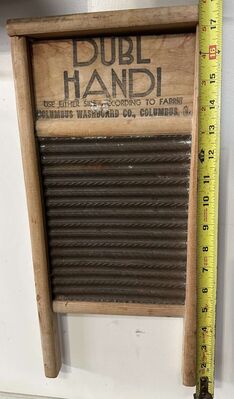 Antique Dubl Handi Washboard Old Metal & Wood Washboard
Keywords: Antique;Collectable;eldred;allcpgphotos