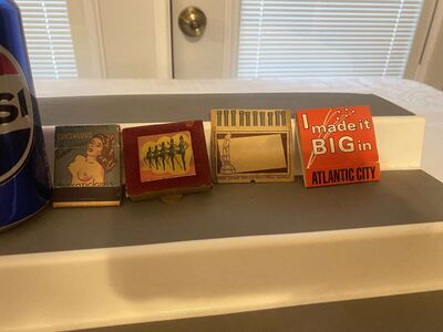 Matchbook Collection The Gaiety Club Feature Matchbook Miami Boxed Matches Showgirls Jot-A-Note Pull Matches & Novelty Naughty Matchbook
Keywords: Matchbook Collection;Feature Matchbook;Black Americana Matchbook;Advertising Matchbook;Matchbook Sets;eldred;allcpgphotos