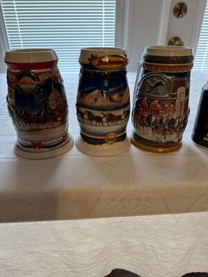 Anheuser Busch Holiday Steins 1997 Budweiser Beer Stein, 2000 Budweiser Beer Stein & 2001 Beer Stein Clydesdales
Keywords: Vintage;Anheuser Busch;Holiday Steins;1997 Budweiser Beer Stein;2000 Budweiser Beer Stein;2001 Beer Stein;Clydesdales;Breweriana;eldred;allcpgphotos
