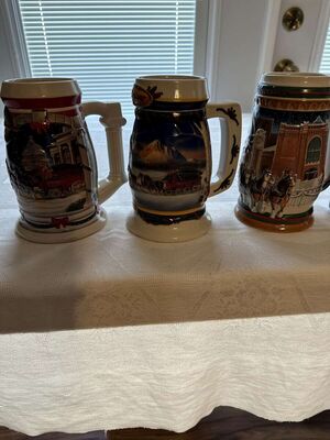  Anheuser Busch Holiday Steins, 1995 Budweiser Beer Stein, 2000 Budweiser Beer Stein & 2004 25th Anniversary Beer Stein Clydesdales
Keywords: Vintage;Anheuser Busch Holiday Steins,;1995 Budweiser Beer Stein, 2000 Budweiser Beer Stein & 2004 25th Anniversary Beer Stein;Clydesdales;Breweriana;eldred;allcpgphotos