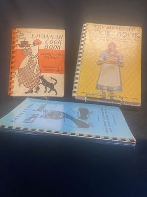 (3) Black Americana Cookbooks - Savannah, Kitchen Secrets & Marigold
Keywords: Black Americana;Antique;Collectable;Cookbook;Mammy;eldred;allcpgphotos
