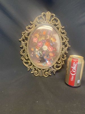 Italian Framed Bubble Glass Flowers
Keywords: Antique;Collectable;Bubble Glass;Convex Glass;eldred;allcpgphotos