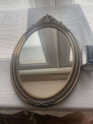 Antique Mirror - Wood Framed Oval Mirror
Keywords: Antique;Mirror;Wood Framed;Oval Mirror;eldred;allcpgphotos